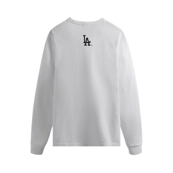 New with tags in original KITH packaging.This shirt is a classic ready to ship - Picture 2 of 2